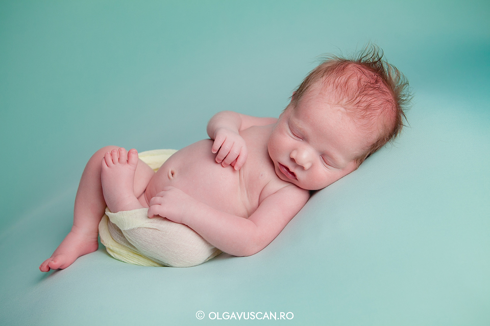 poze bebelusi_fotograf nou-nascuti Olga Vuscan