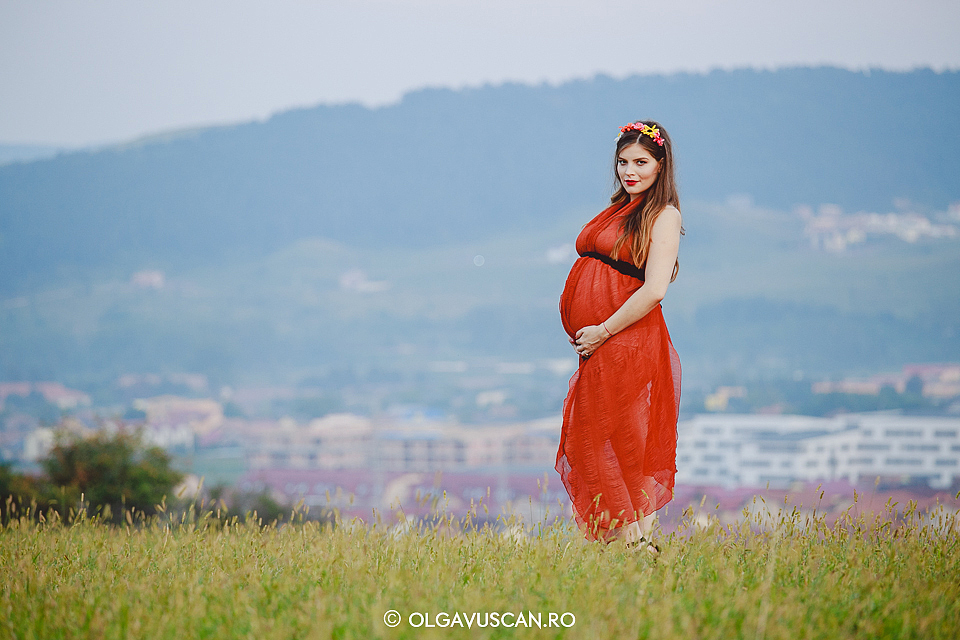 sesiune foto maternitate, poze cu burtica, fotograf maternitate Cluj, fotograf bebe Olga Vuscan