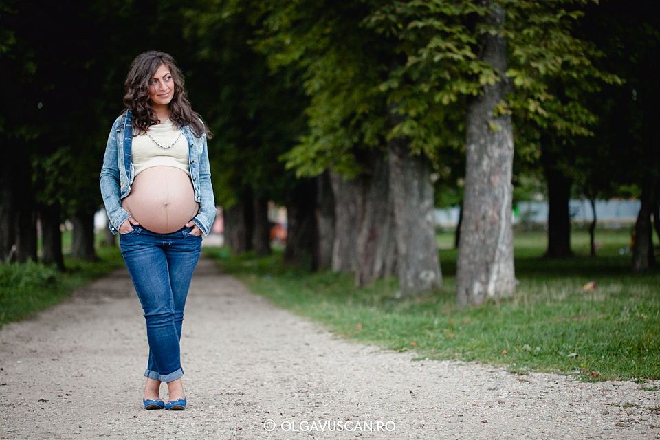 sedinta foto maternitate, poze cu burtica, sesiune foto de gravida, poze profi gravide, fotograf maternitate Olga Vuscan Cluj