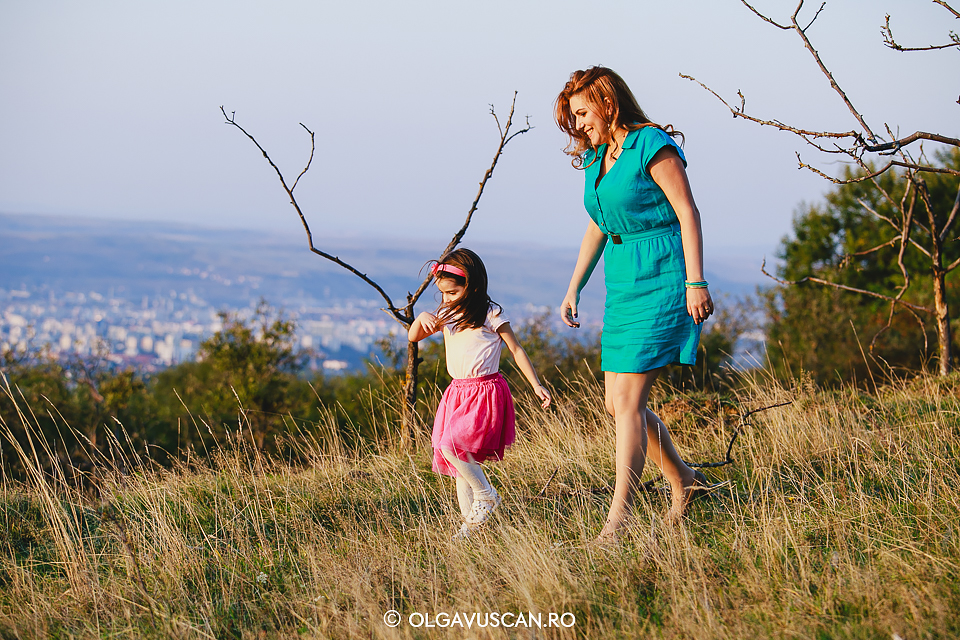 sedinta foto familie in natura, poze la Wonderland, fotograf copii Cluj