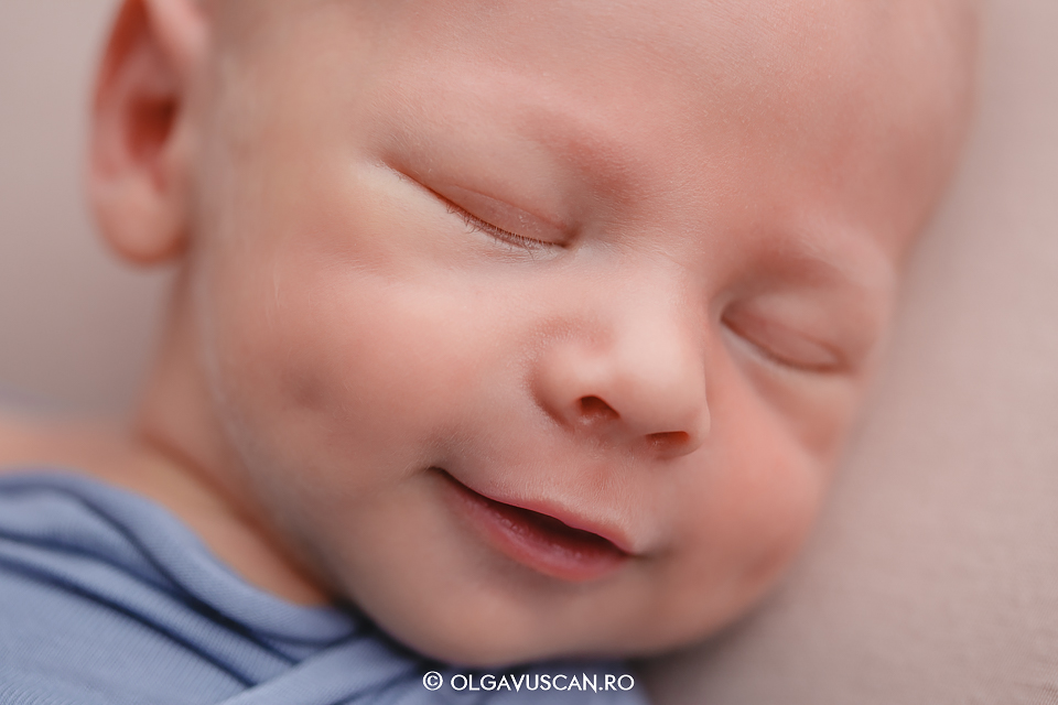 fotograf nou-nascuti, fotograf bebelusi Olga Vuscan Cluj, sedinta foto bebe