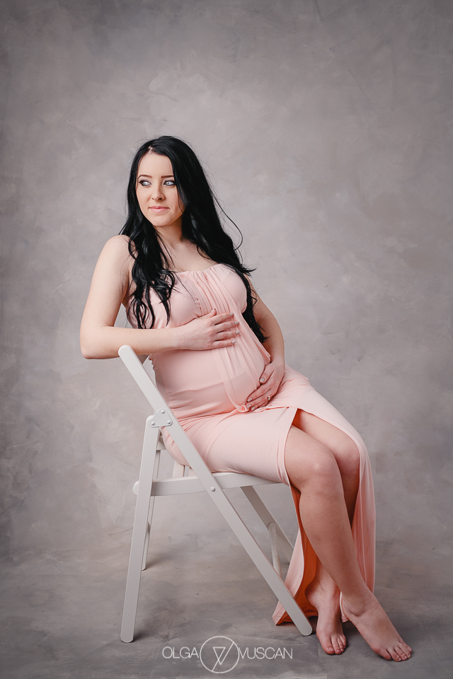 sedinta foto maternitate, sesiune foto cu burtica, sedinta foto gravida, sarcina, bebe, bebelusi, nou-nascut, fotograf maternitate Olga Vuscan Cluj