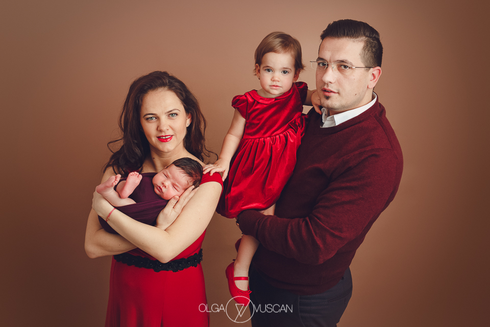 sedinta foto nou-nascut, fotograf bebelusi Cluj, fotograf nou-nascuti Olga Vuscan